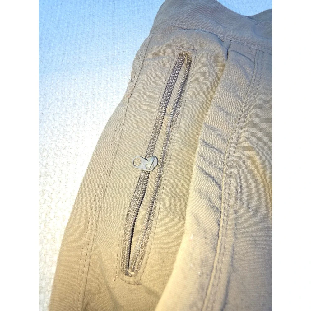 The North Face Horizon Cargo Shorts Mens 35 Khaki Tan Lightweight Hiking Outdoor